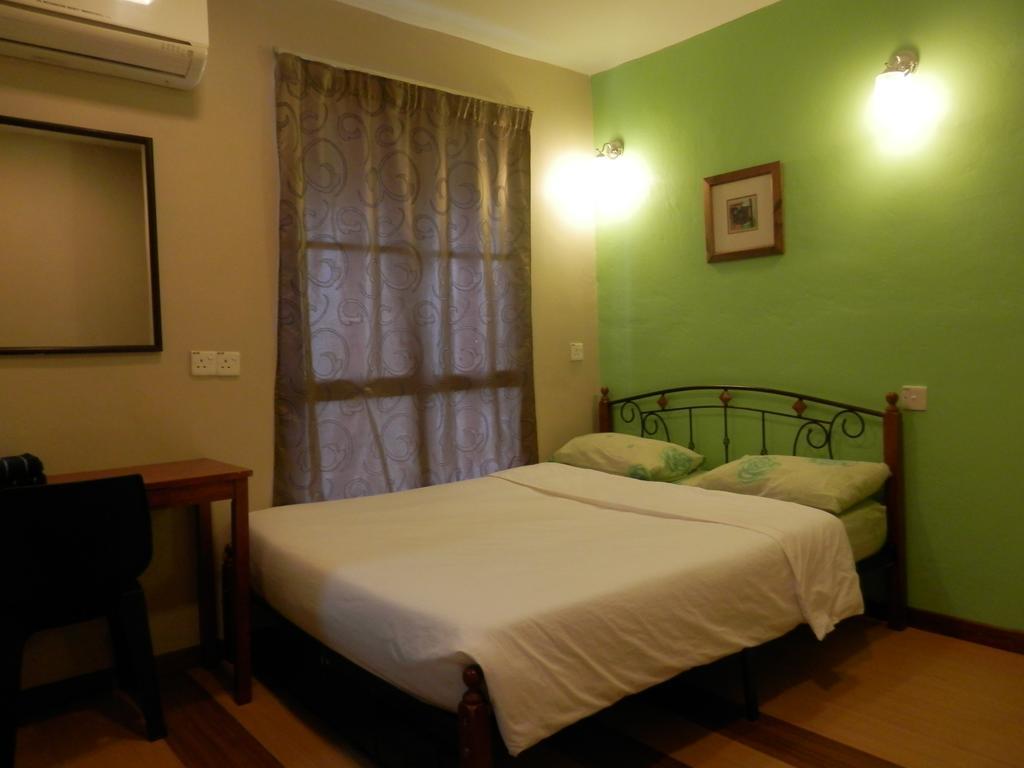 Travellers Planet Hotel & Guesthouse Malacca Esterno foto