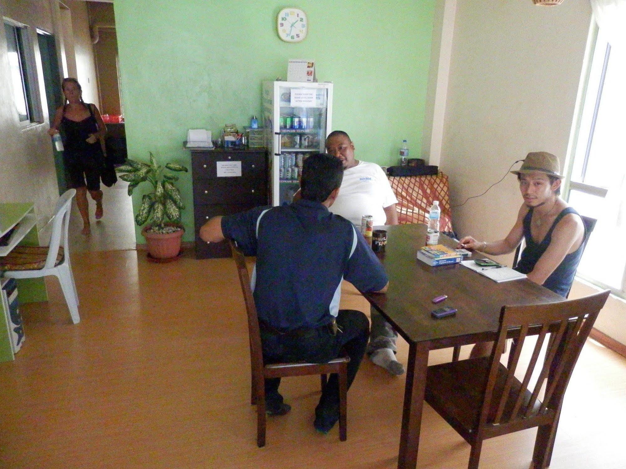 Travellers Planet Hotel & Guesthouse Malacca Esterno foto